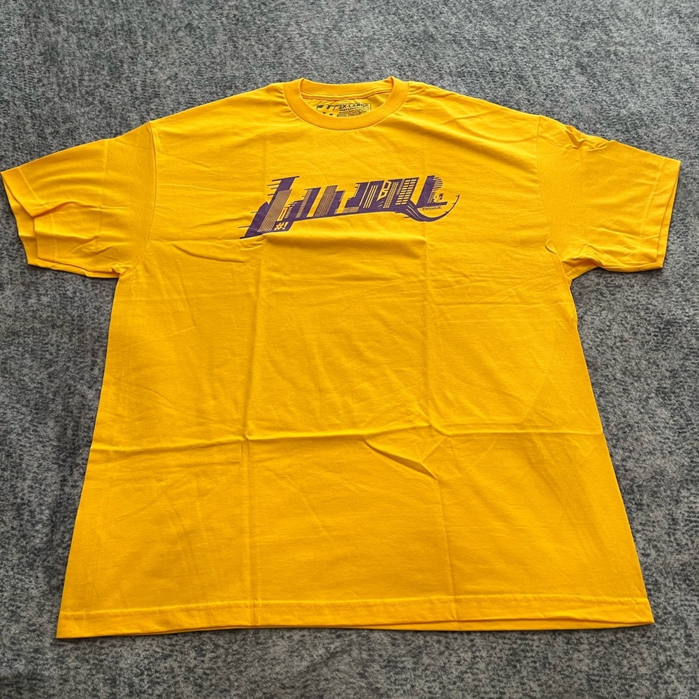 The Forest Lab Lakers Los Angeles Skyline Design Men’s T-Shirt Size 2XL